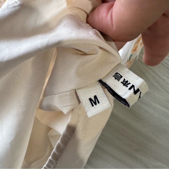 Romantic Floral Midi Dress - Medium - Picture 6 of 6